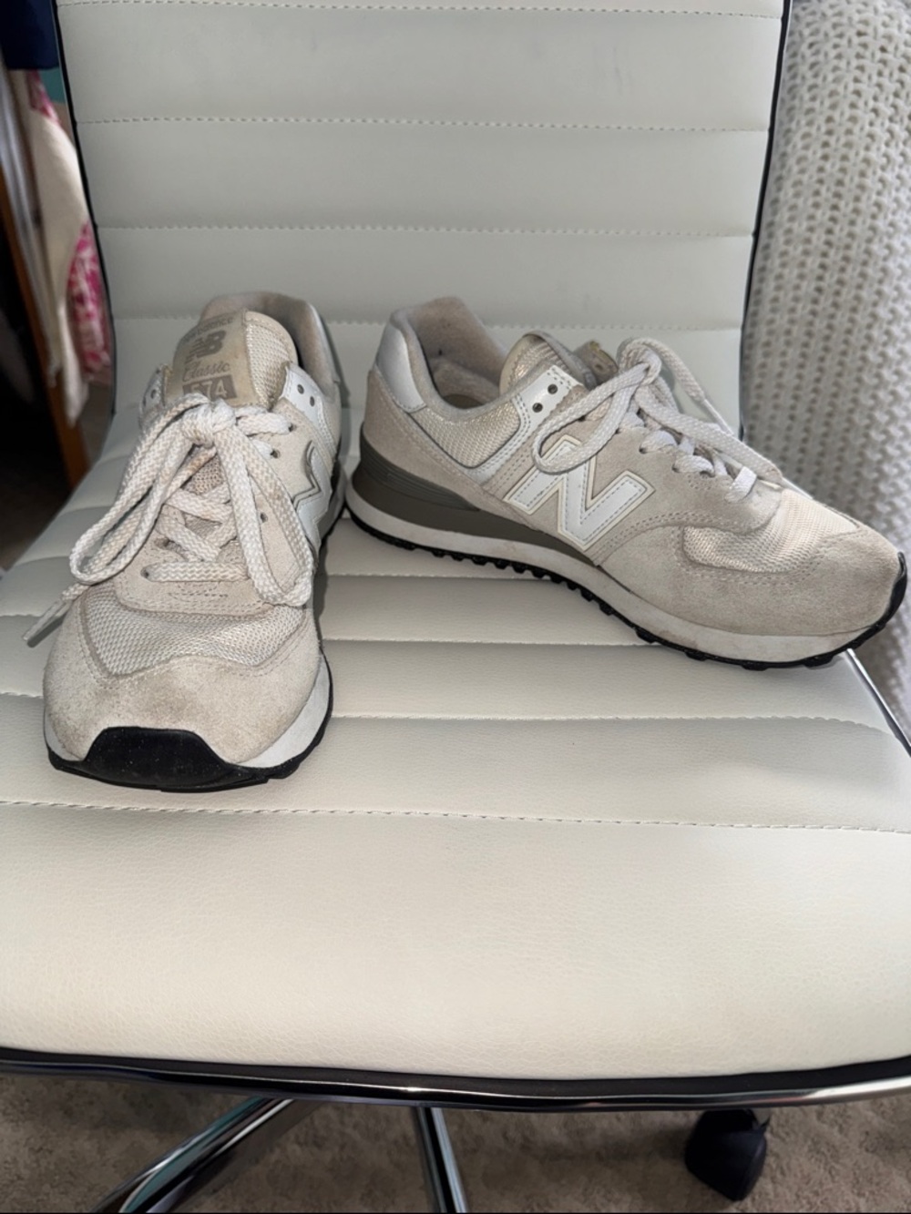New Balance Women's Light Beige and White Retro Runner Sneakers